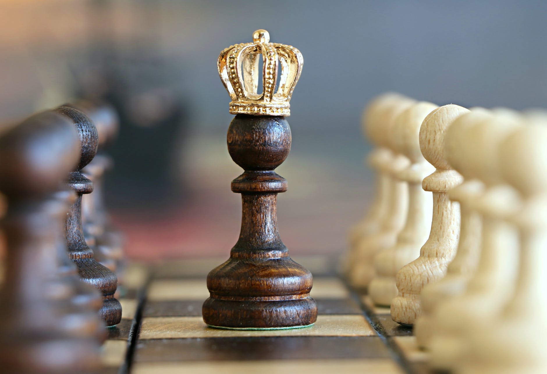 Leadership e potere: tra malintesi semantici e inganni storici