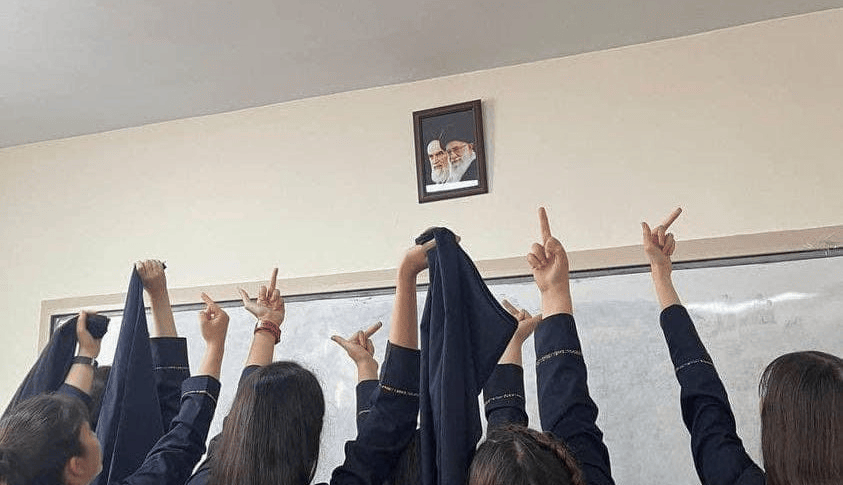 L’editoriale: tutte le declinazioni dell’hijab